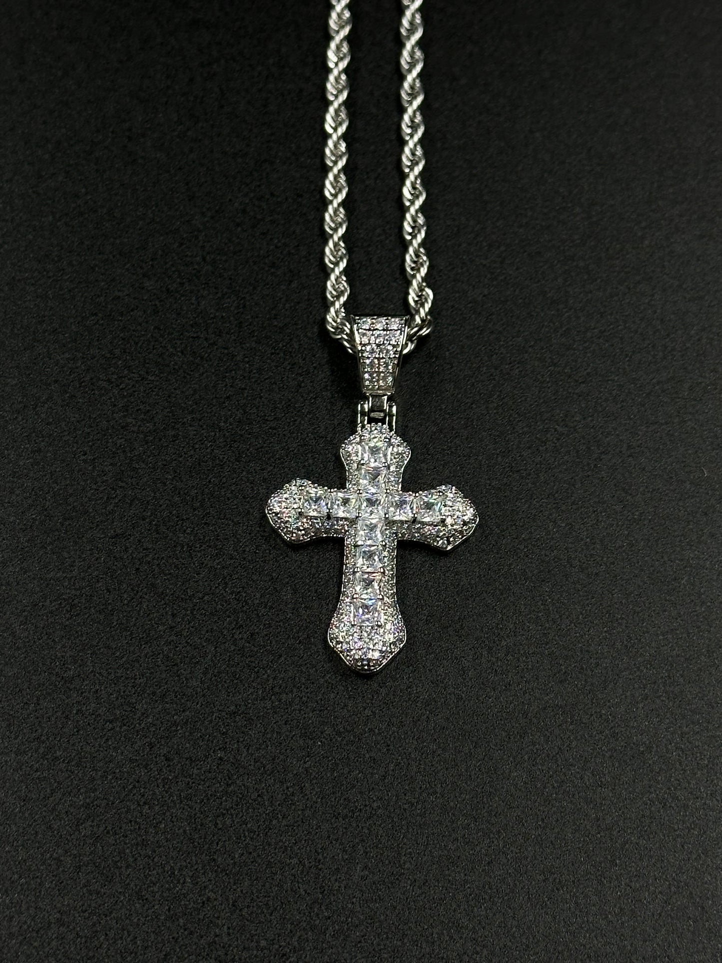 Christian cross pendant