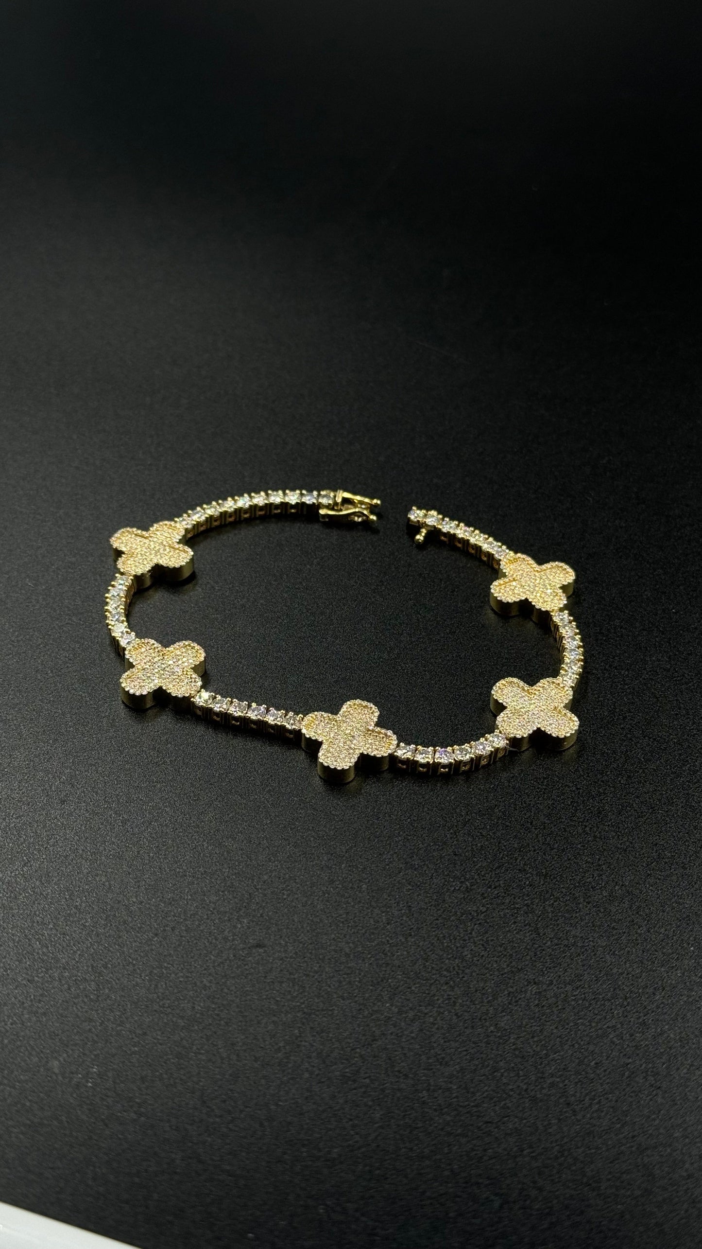 Lucky bracelet
