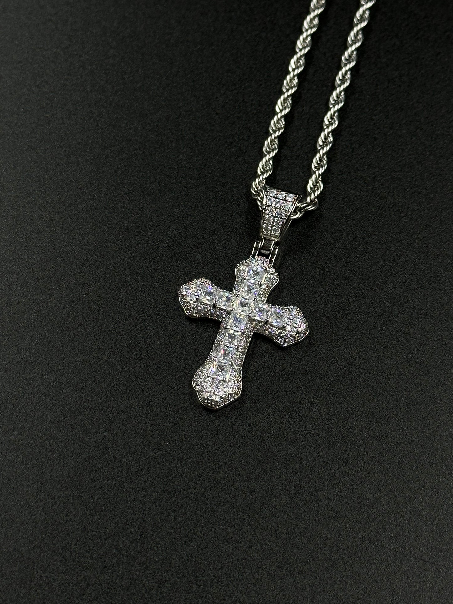 Christian cross pendant