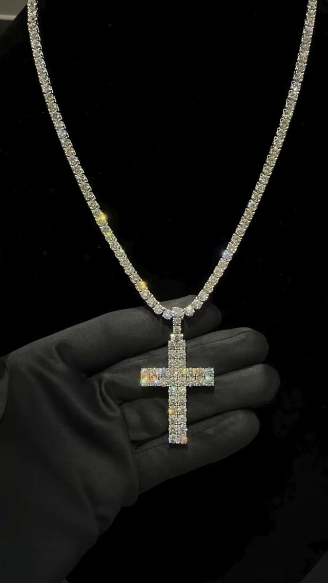 Christian cross pendant (H5cm L3cm) + 5mm tennis chain