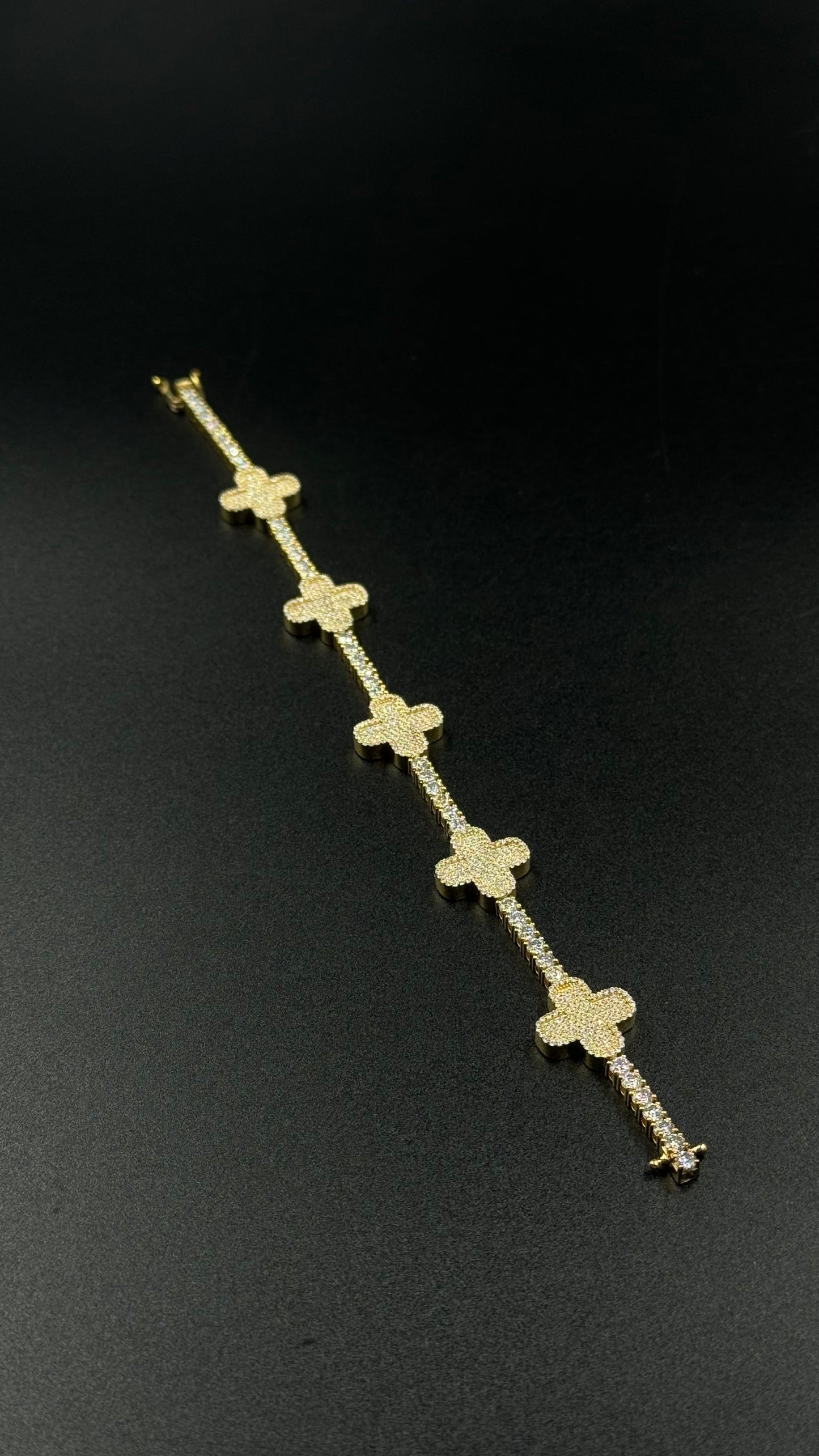 Lucky bracelet