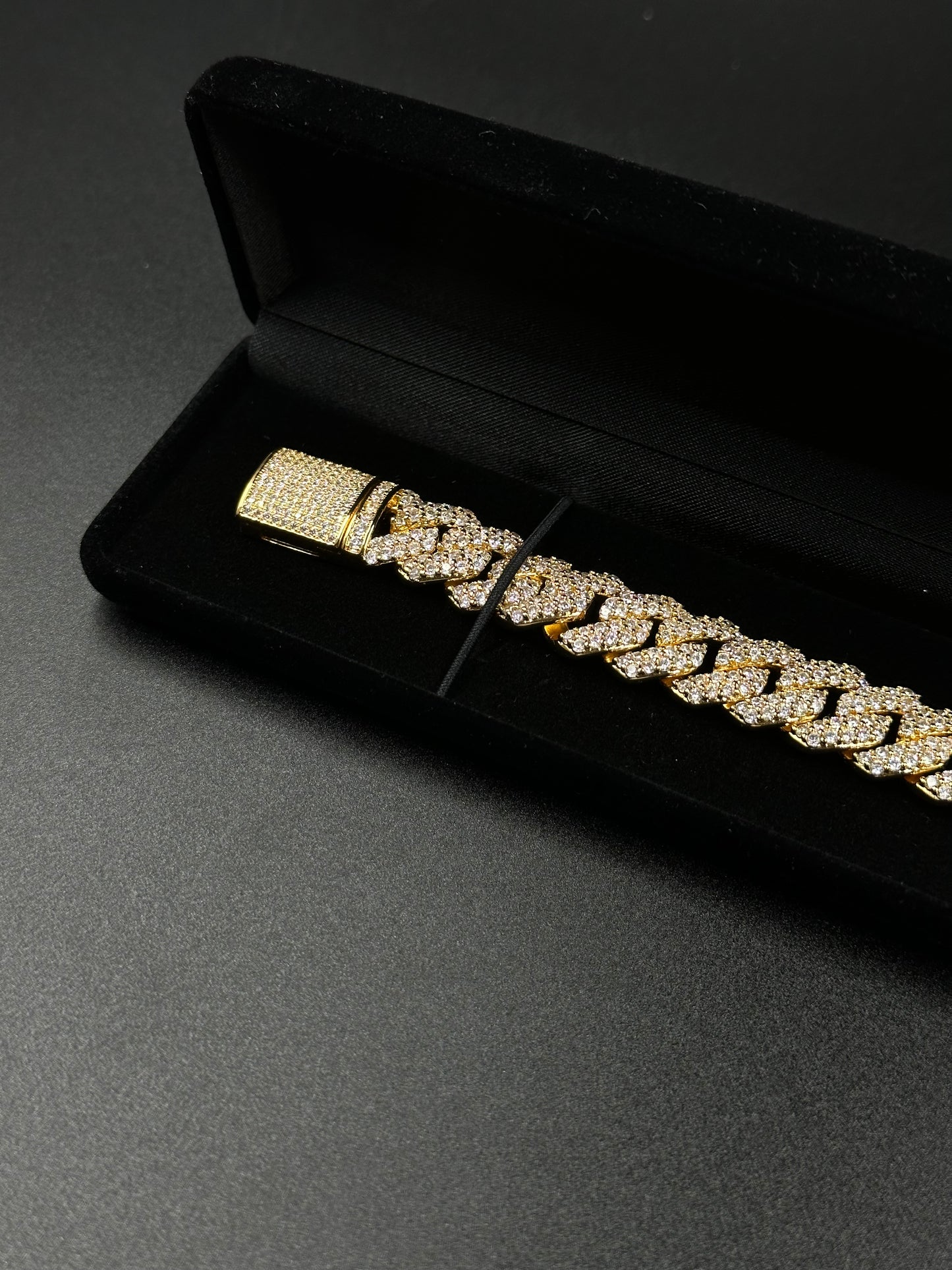 Bracelet à maillons cubains 14mm (or jaune)