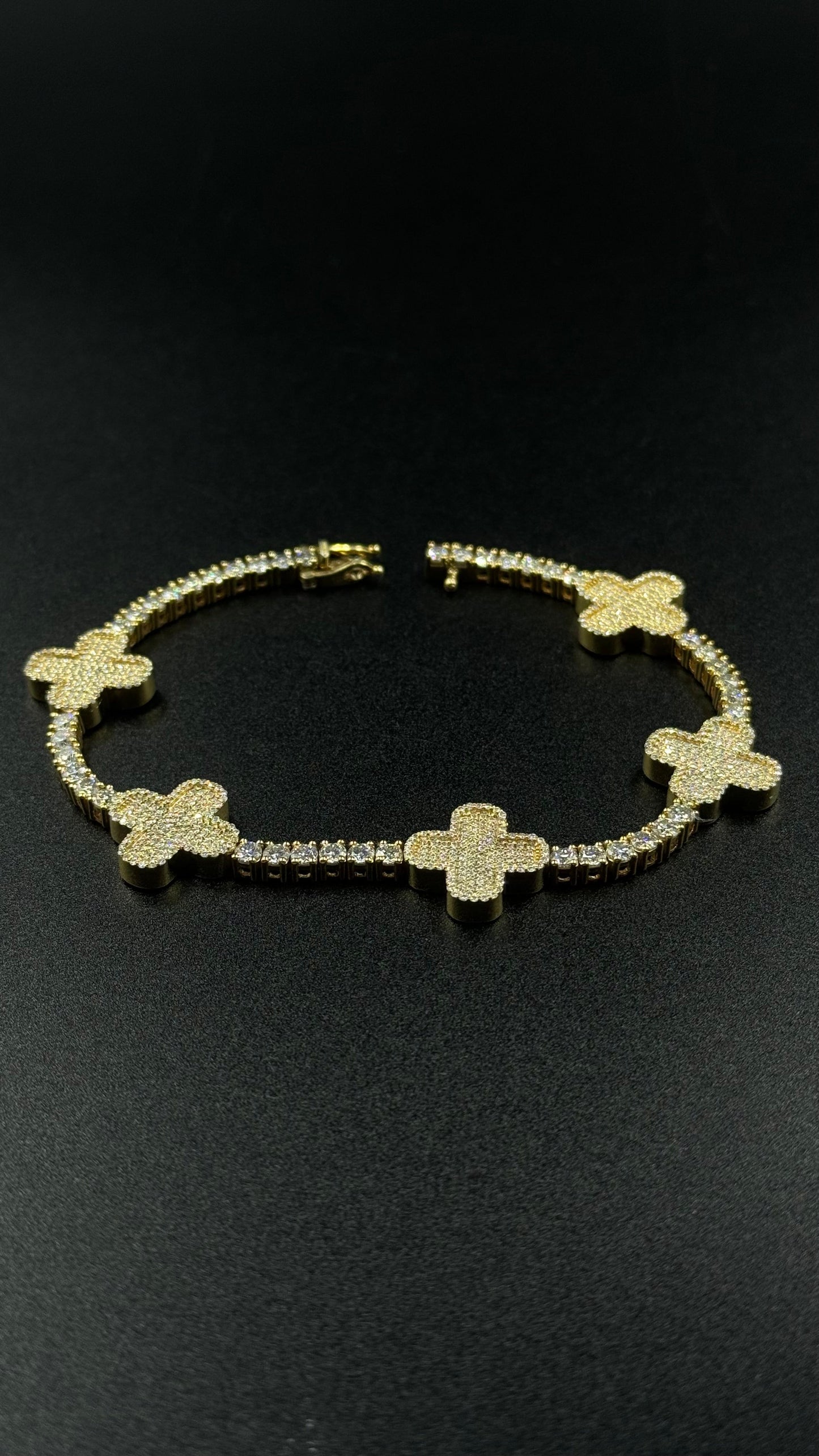 Lucky bracelet