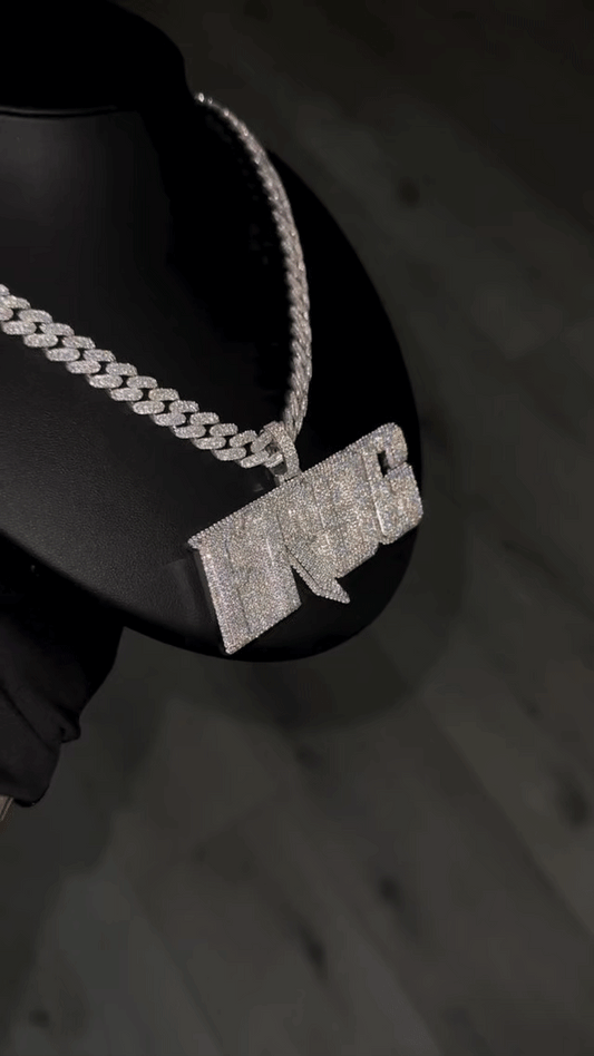 Customizable pendant H4cm L10cm + 12mm baguette Cuban link chain