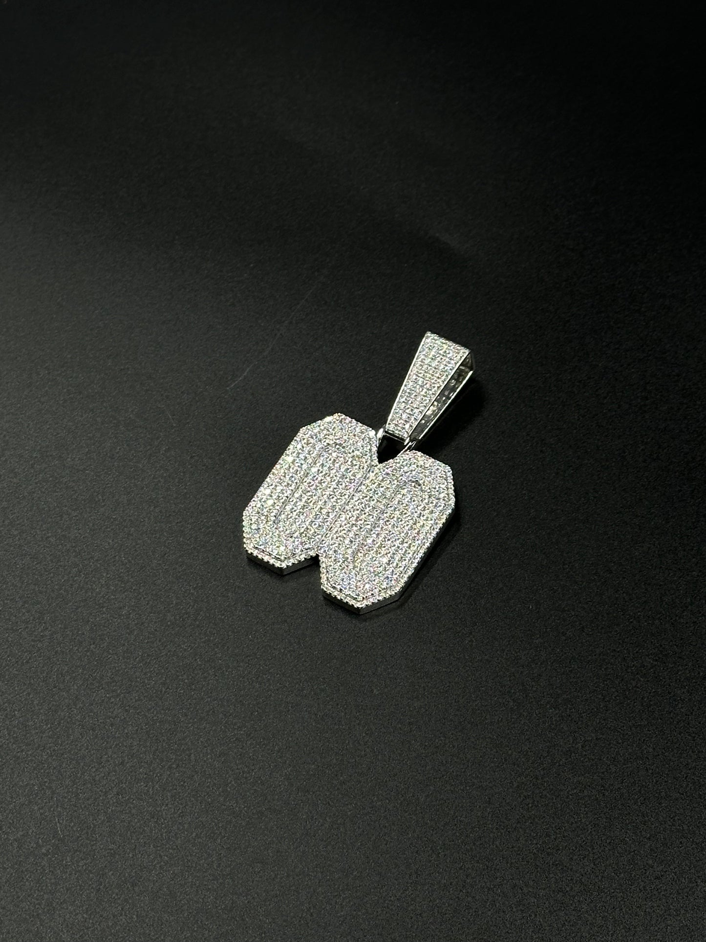 Pendant number of your choice (H4cm L4cm)
