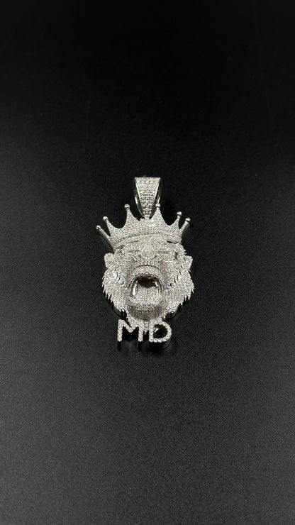 Pendentif logo & lettres au choix (H6,5cm L4cm)