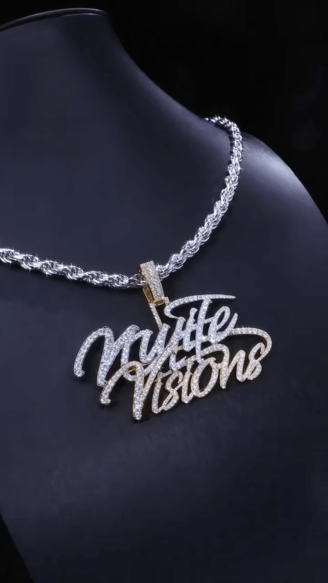 Customizable word pendant (H4cm L8.5cm) + 5mm twisted chain