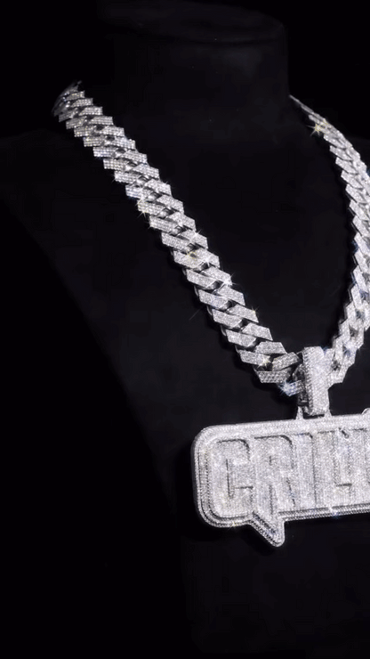 Customizable word pendant (H4cm L9cm) + 14mm Cuban link chain